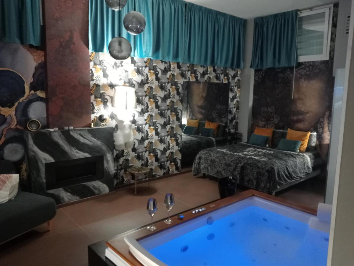 Suiteluxurya18 Appartement Bari